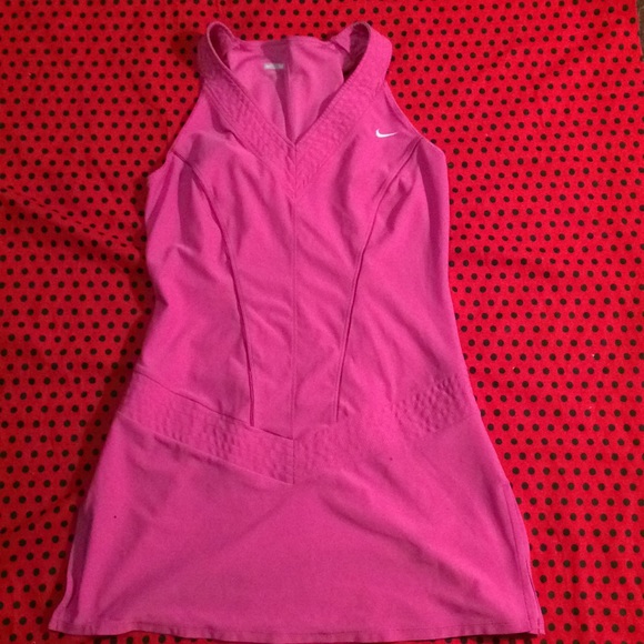 Nike Dresses & Skirts - Nike dress size medium!